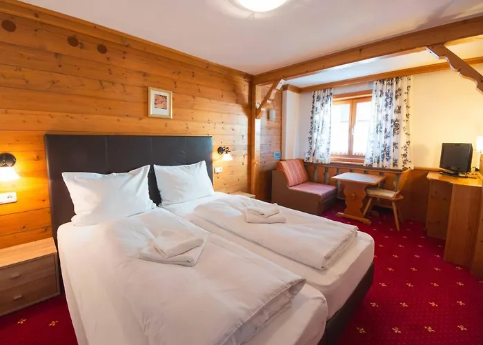 Tirolerhof Otel Serfaus