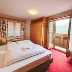Tirolerhof - Inklusive Super Sommer Card Hotel Serfaus