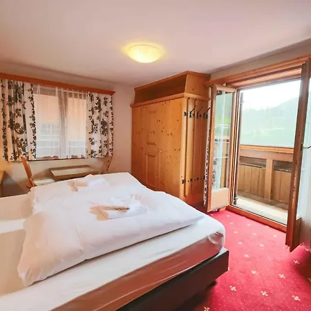 Tirolerhof Otel Serfaus